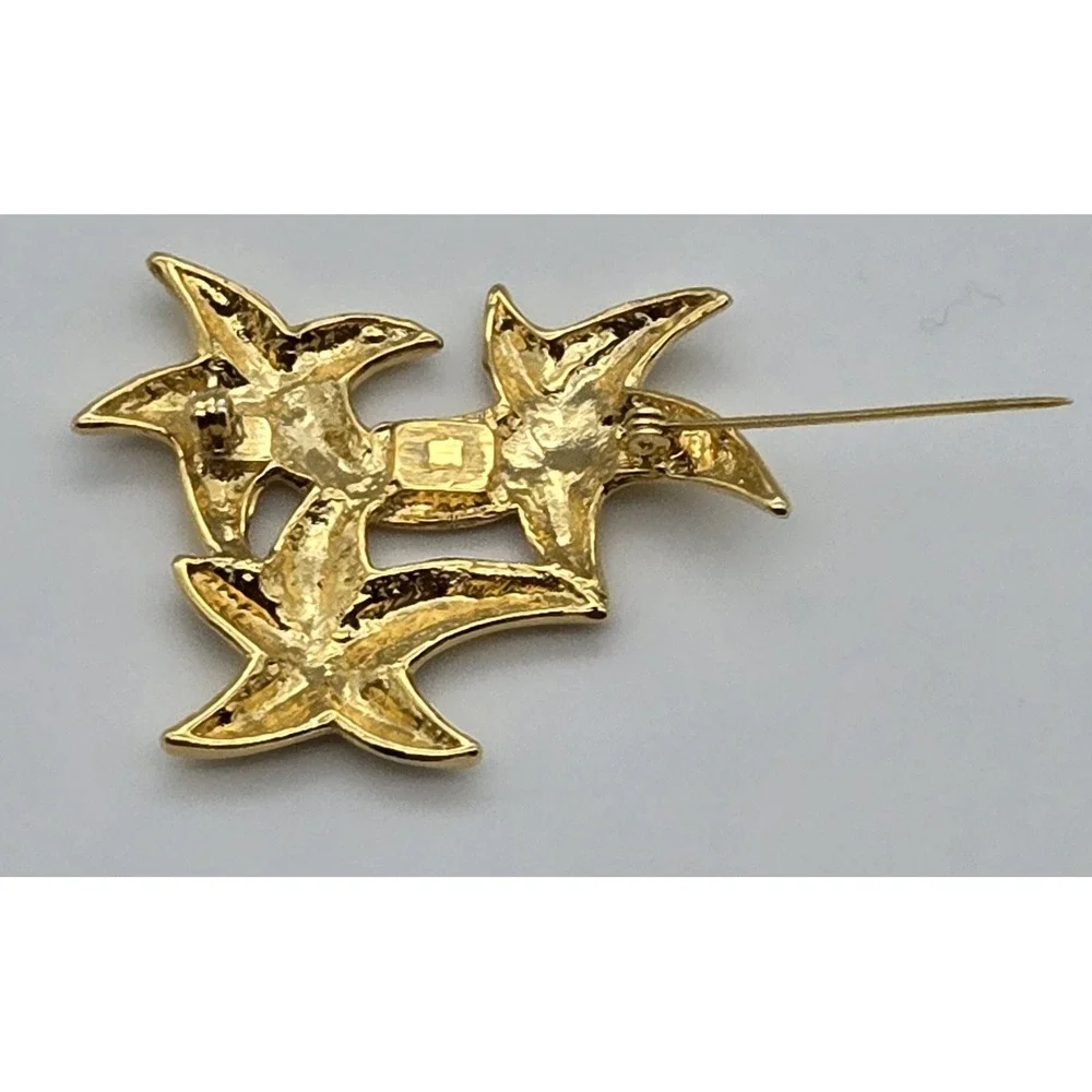 Gold Tone Starfish Brooch‎ Vintage Coastal Chic Ocean Beach Sea Life Pin